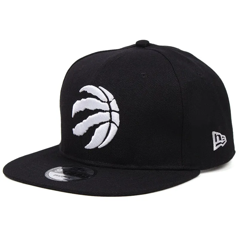Akimbo Snapback