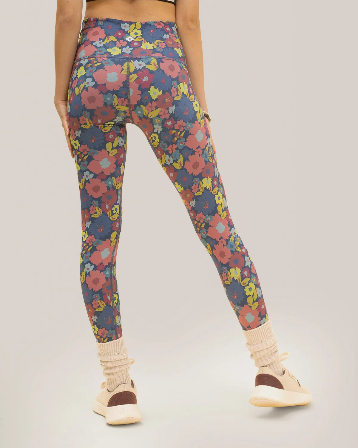 Reversible Ultralight High-Rise Legging - Groovy Meadow